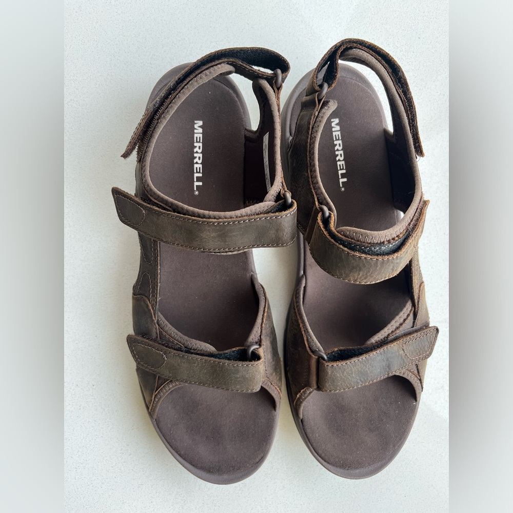 New Merrell sandals 14
